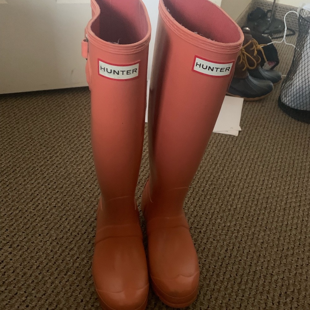 Hunter boots size 7 in women’s !